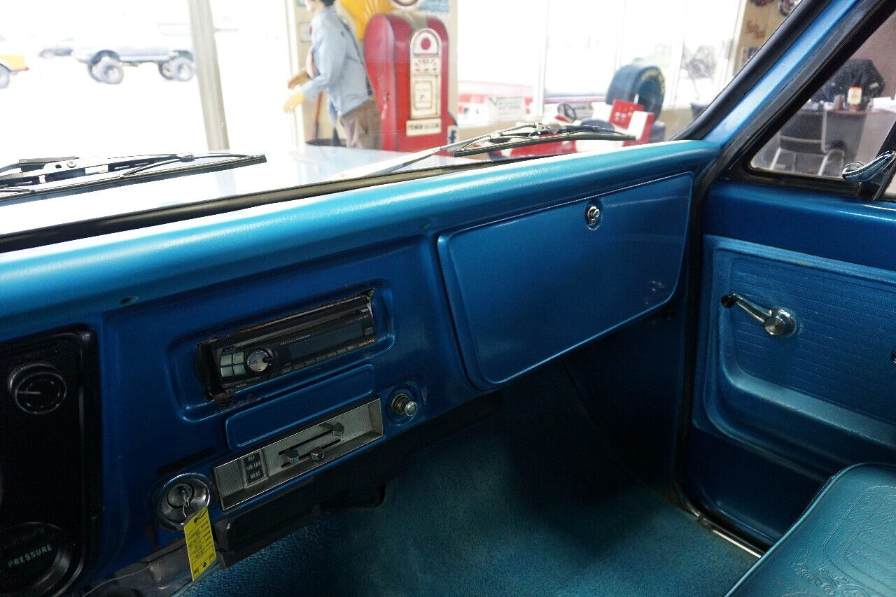 GMC-C10-1970-Blue-Blue-71677-26