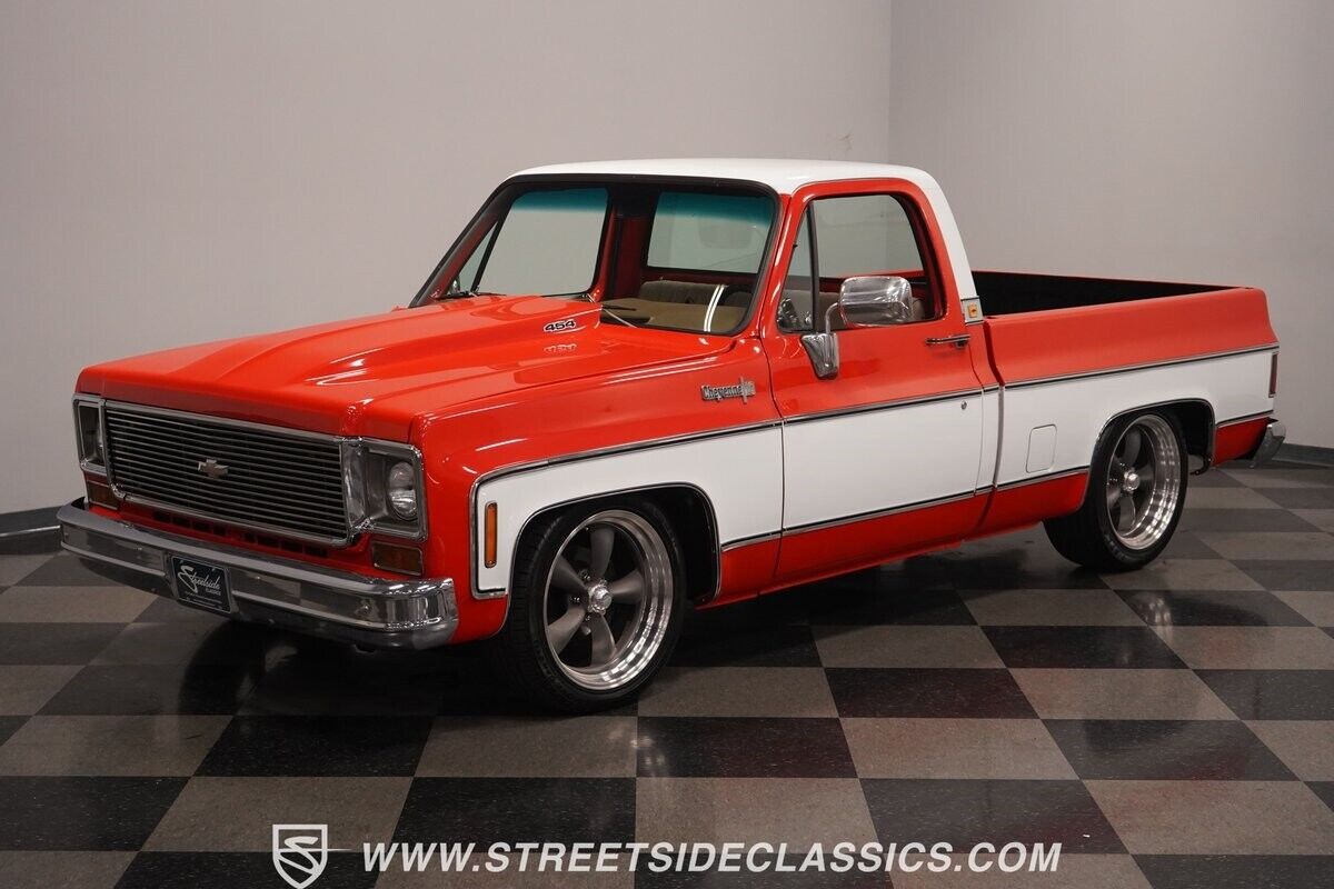 GMC-C10-Pickup-1976-Orange-Beige-20775-22