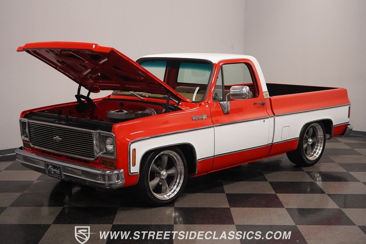 GMC-C10-Pickup-1976-Orange-Beige-20775-35