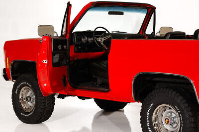 GMC-Jimmy-SUV-1974-Red-Black-0-10