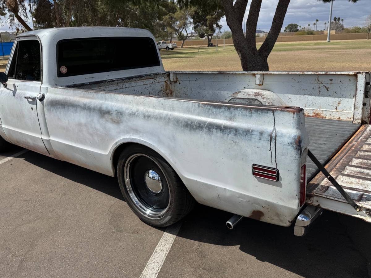 Gmc-1969-white-144841-7