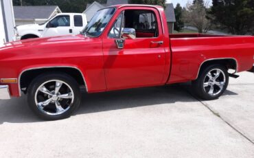 Gmc-Sierra-1500-1984-red-120626-1