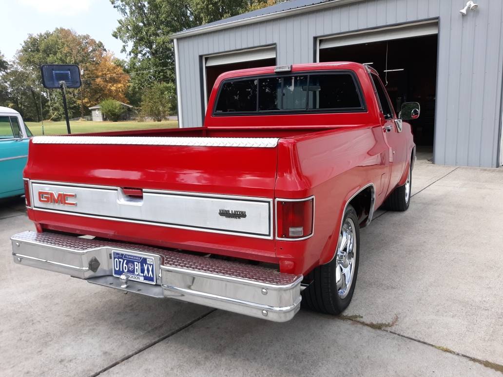 Gmc-Sierra-1500-1984-red-120626-3