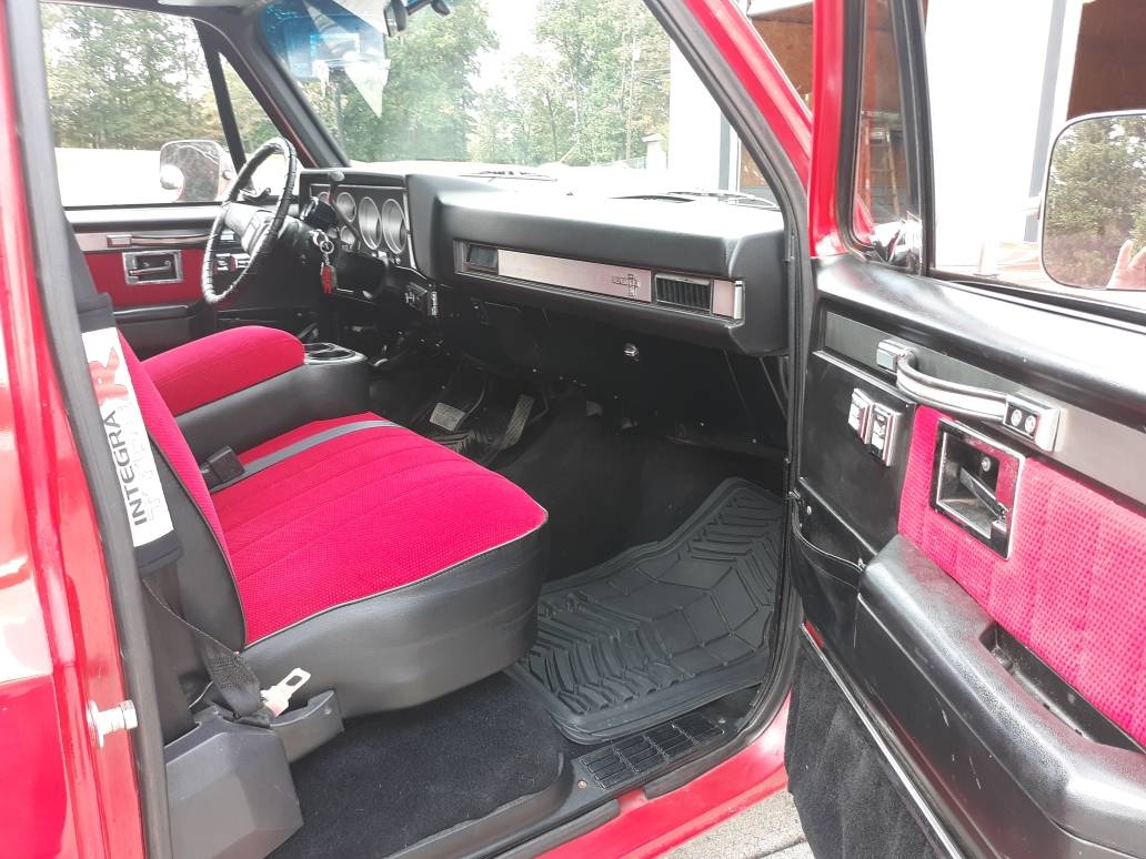 Gmc-Sierra-1500-1984-red-120626-4