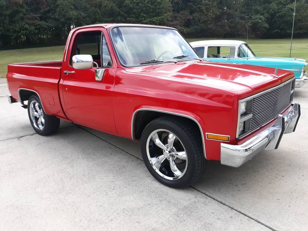 Gmc-Sierra-1500-1984-red-120626