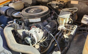 Gmc-Sierra-34-ton-nominal-diesel-1990-yellow-74030-13