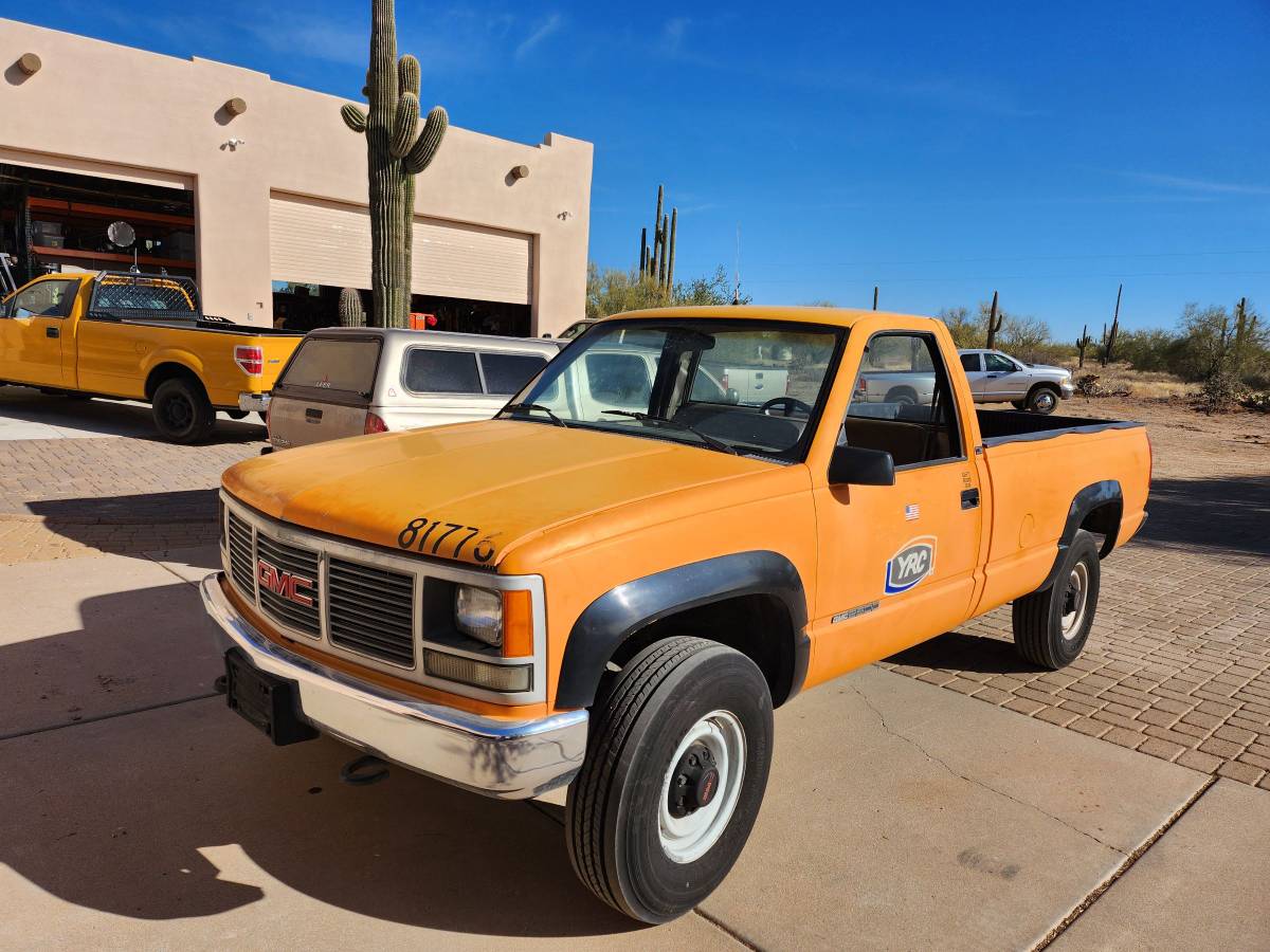 Gmc-Sierra-34-ton-nominal-diesel-1990-yellow-74030