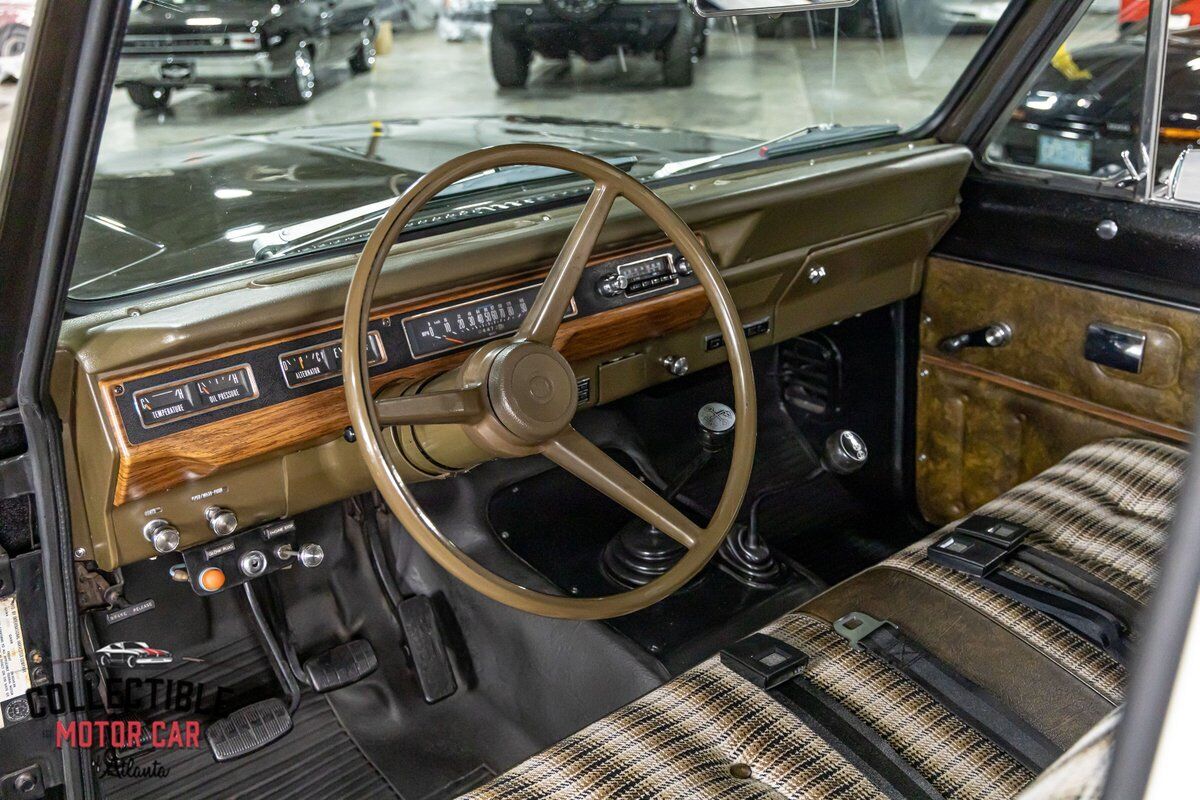 International-Harvester-Scout-II-SUV-1977-Brown-Tan-167439-4