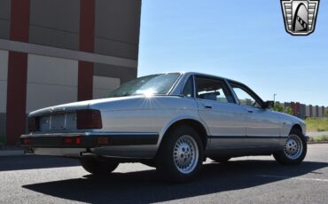 Jaguar-XJ6-Berline-1991-Silver-Gray-23485-6