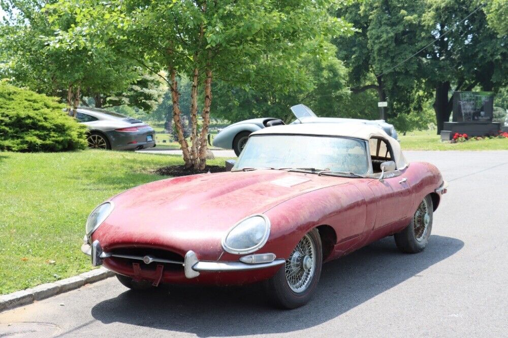 Jaguar-XK-Cabriolet-1969-Burgundy-Black-0-1