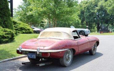 Jaguar-XK-Cabriolet-1969-Burgundy-Black-0-4