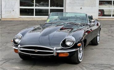 Jaguar-XKE-Roadster-1970-Black-Black-50286-1