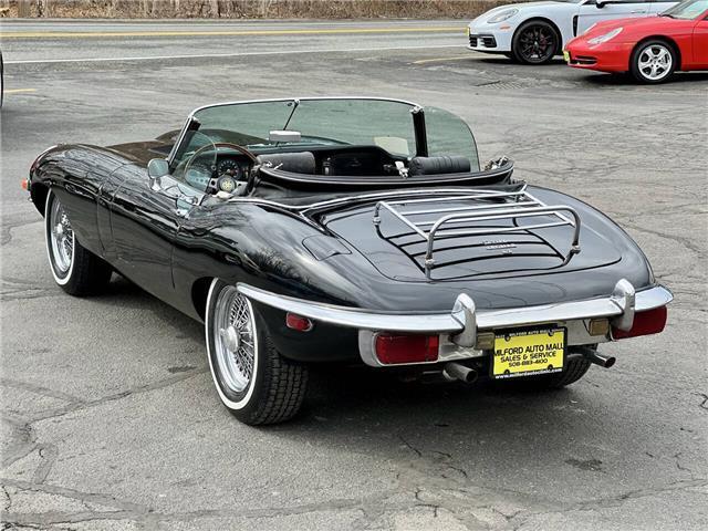 Jaguar-XKE-Roadster-1970-Black-Black-50286-7