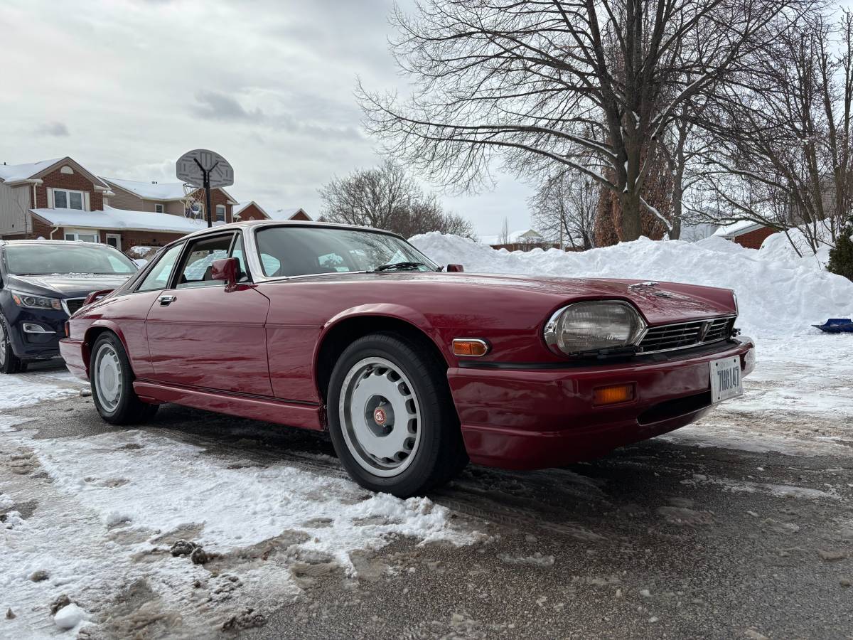 Jaguar-Xjs-1987-red-204386-7