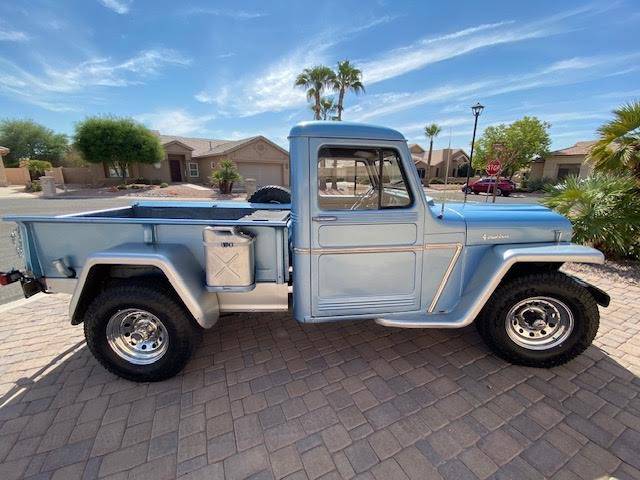 Jeep-1966-silver-198683-4