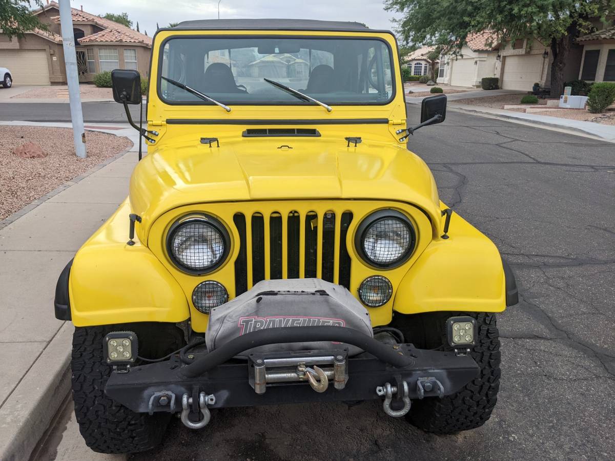 Jeep-1980-yellow-167371-2