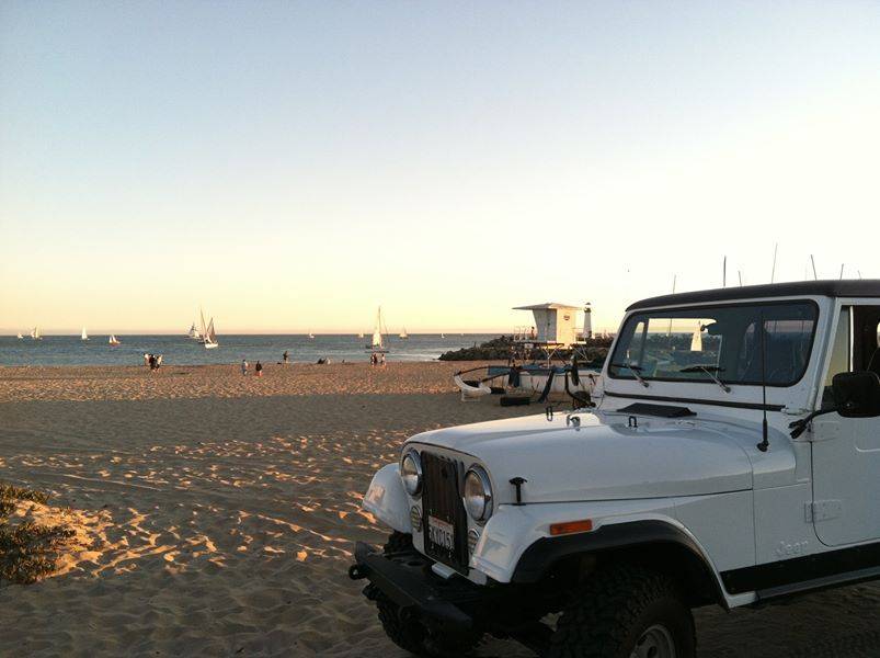 Jeep-1983-white-120701-1