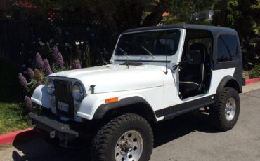 Jeep-1983-white-120701-2