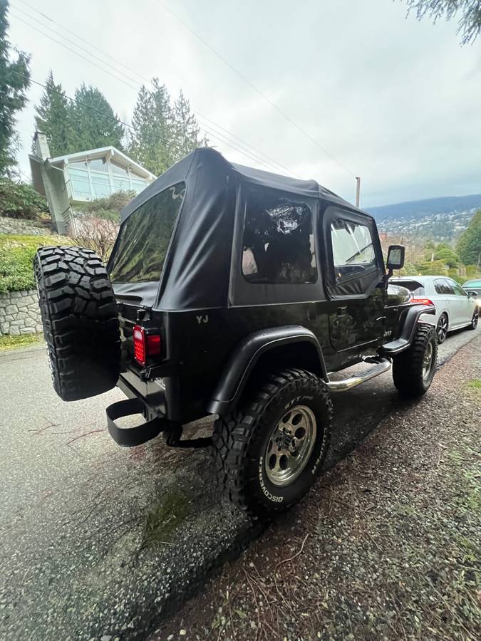 Jeep-1993-450615-3