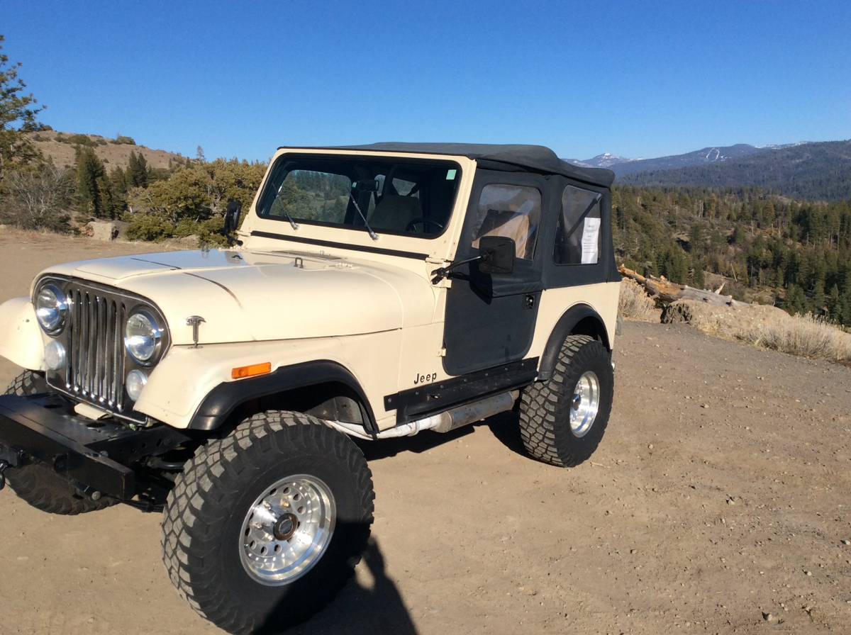 Jeep-Cj-7-1984-custom-3935-4