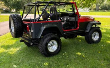 Jeep-Cj-7-open-body-with-extra-duty-suspension-1984-56327-2