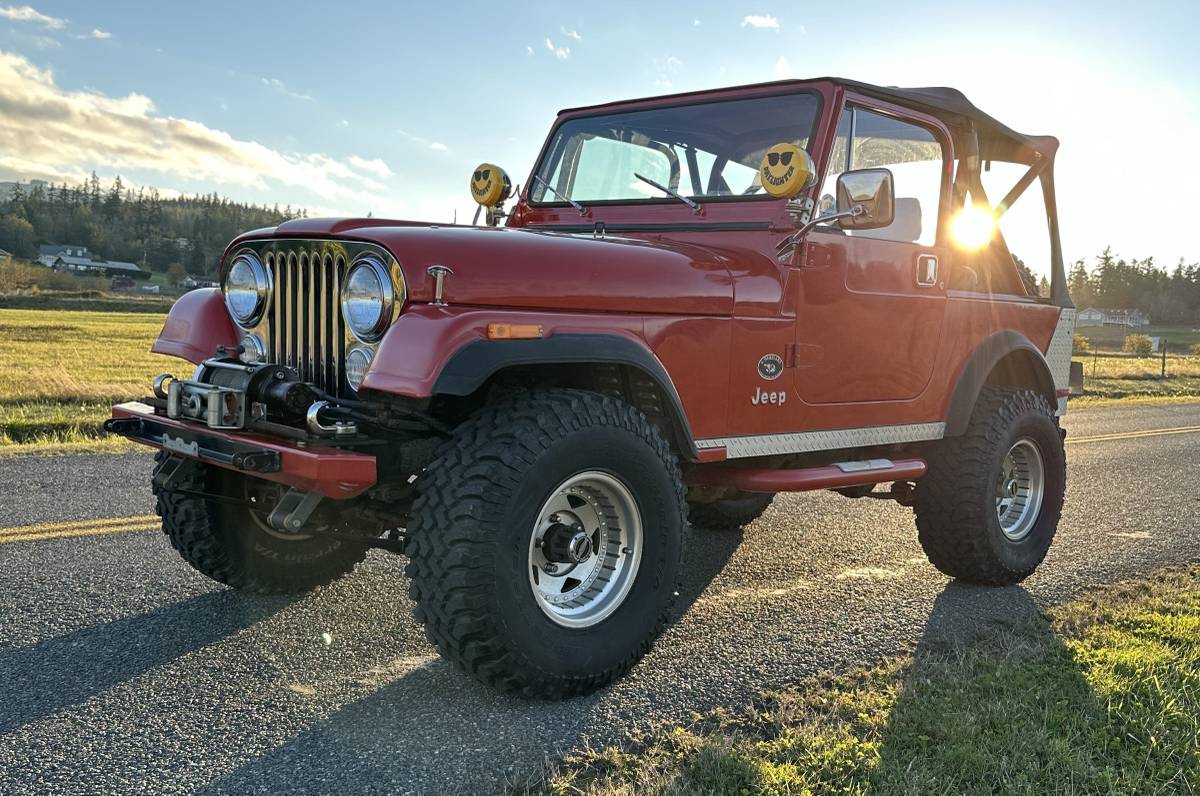 Jeep-Cj7-1983-red-152887-15