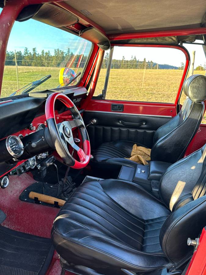 Jeep-Cj7-1983-red-152887-4