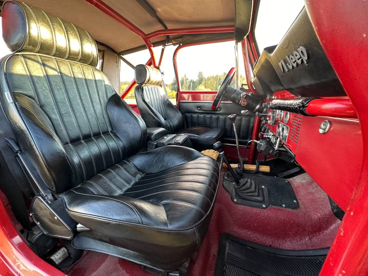 Jeep-Cj7-1983-red-152887-5