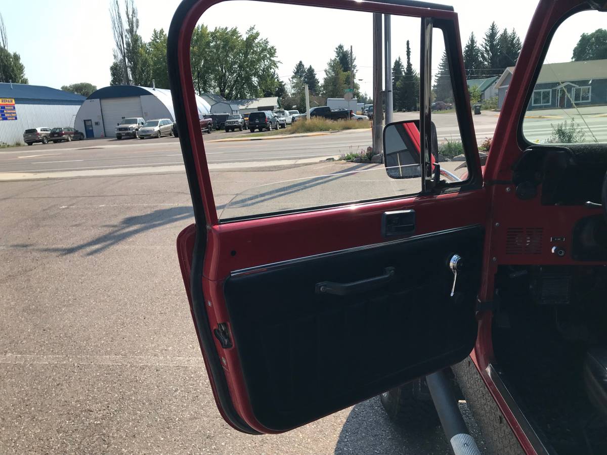 Jeep-Cj7-1986-red-170843-8