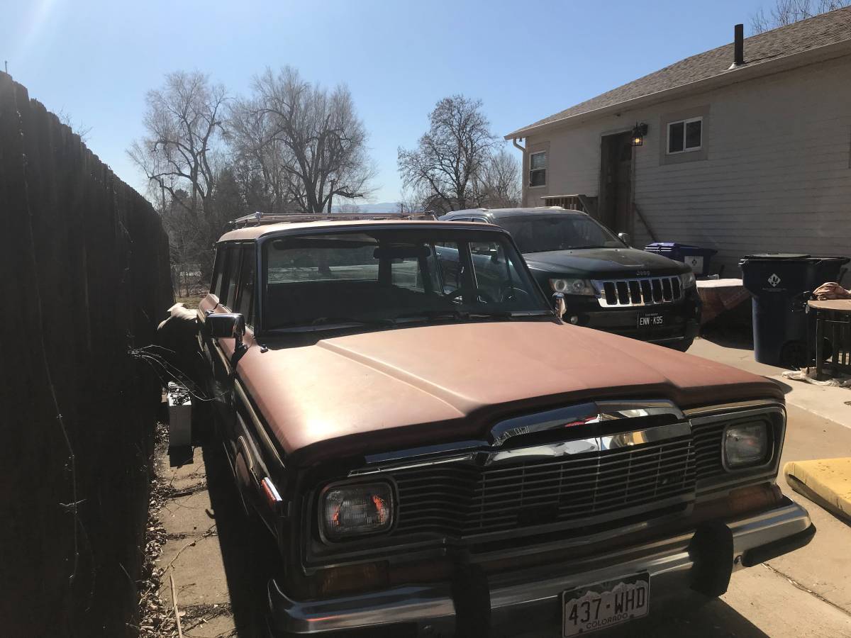 Jeep-Grand-wagoneer-1983-168435-1