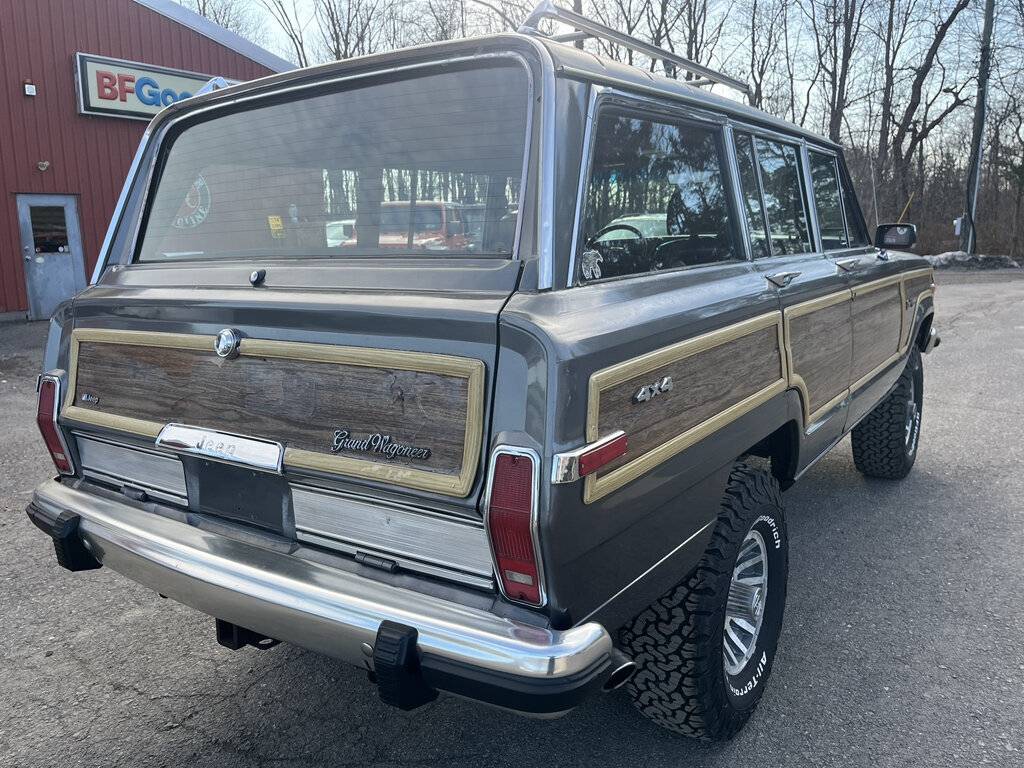 Jeep-Grand-wagoneer-1989-grey-107520-18