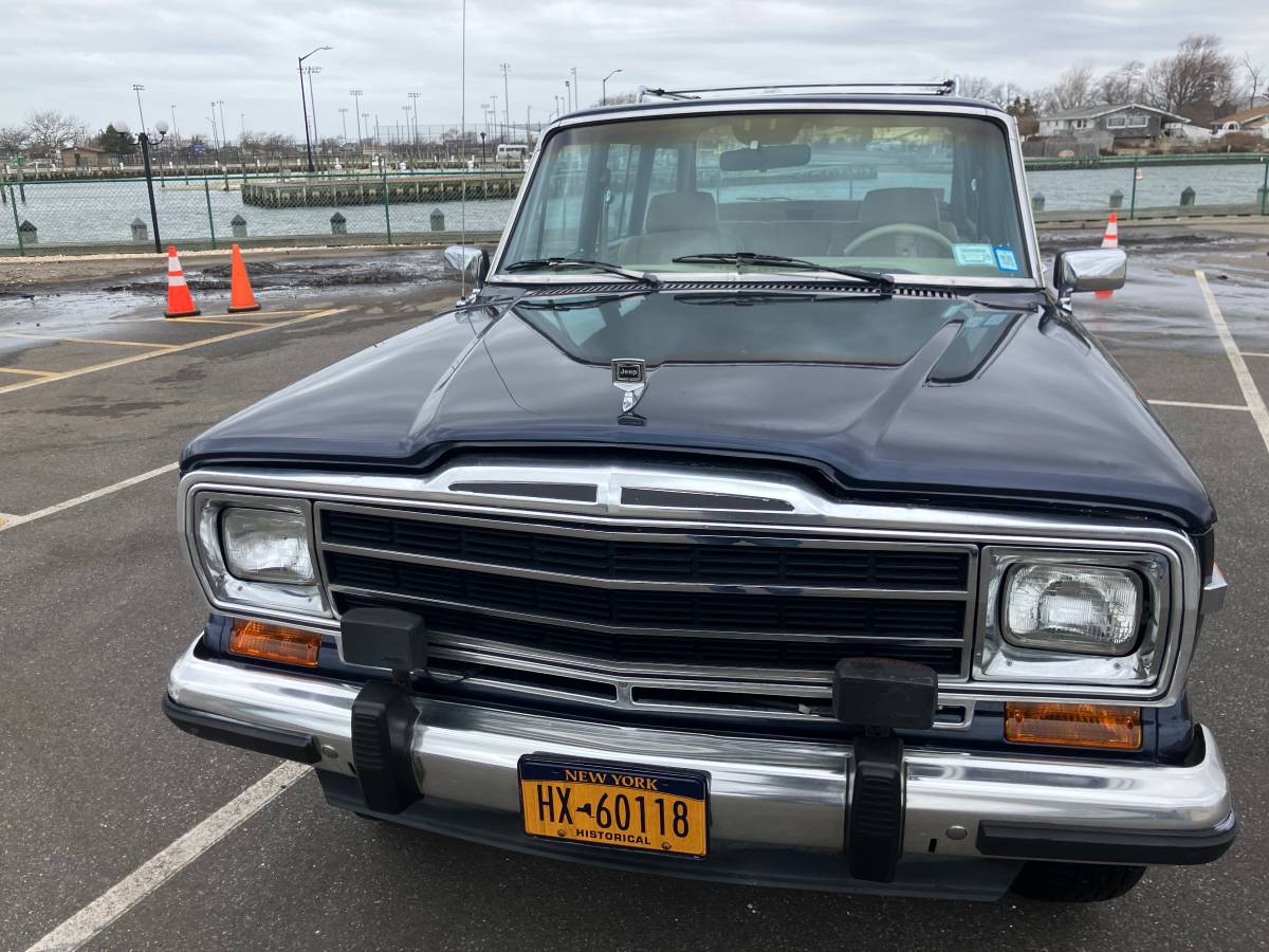 Jeep-Grand-wagoneer-1991-blue-156106-1