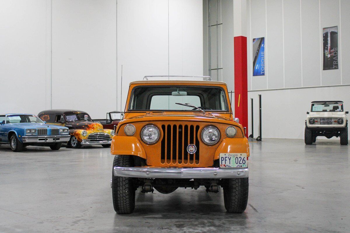 Jeep-Jeepster-SUV-1971-Gold-Black-18221-8