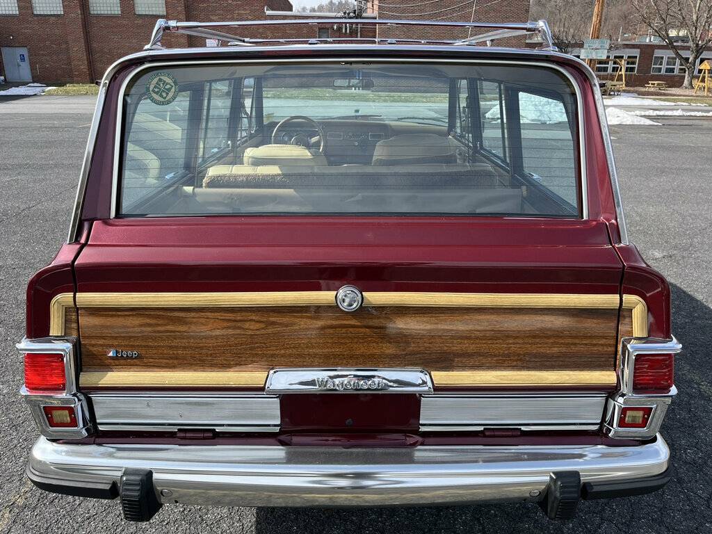 Jeep-Wagoneer-1981-69789-21