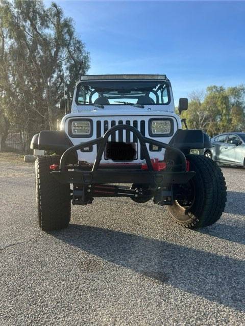 Jeep-Wrangler-1990-243010-4