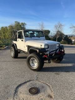 Jeep-Wrangler-1990-243010