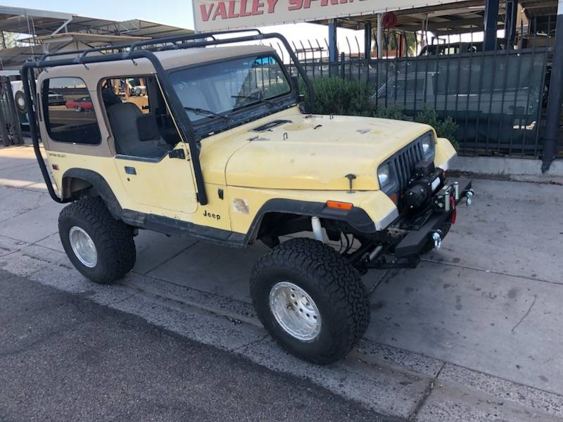 Jeep-Wrangler-1992-yellow-302556-10