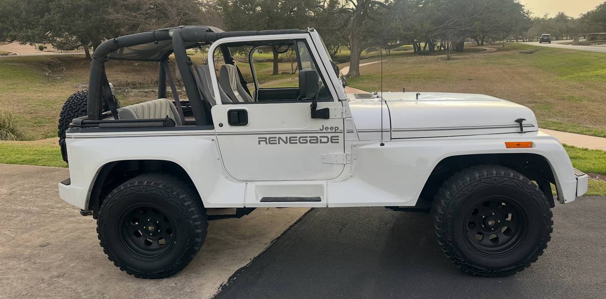 Jeep-Wrangler-renegade-1994-white-181855-1