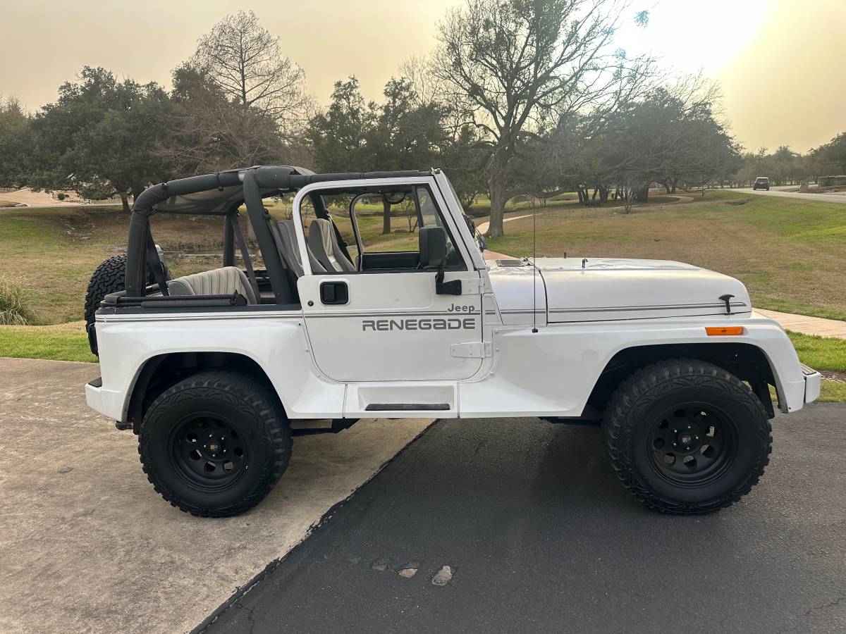 Jeep-Wrangler-renegade-1994-white-181855-4