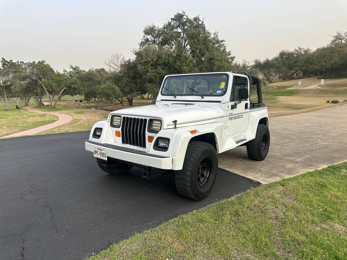 Jeep-Wrangler-renegade-1994-white-181855