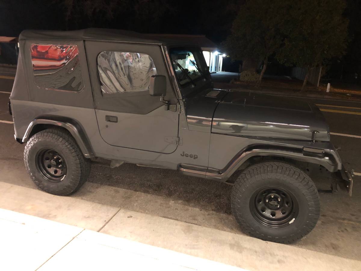 Jeep-Wrangler-sport-1991-grey-329915-1