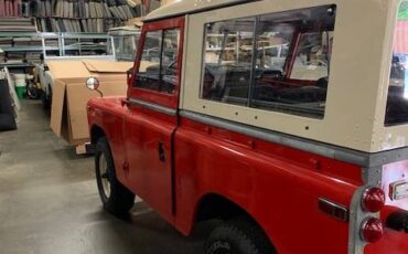 Land-rover-1971-red-203734-17