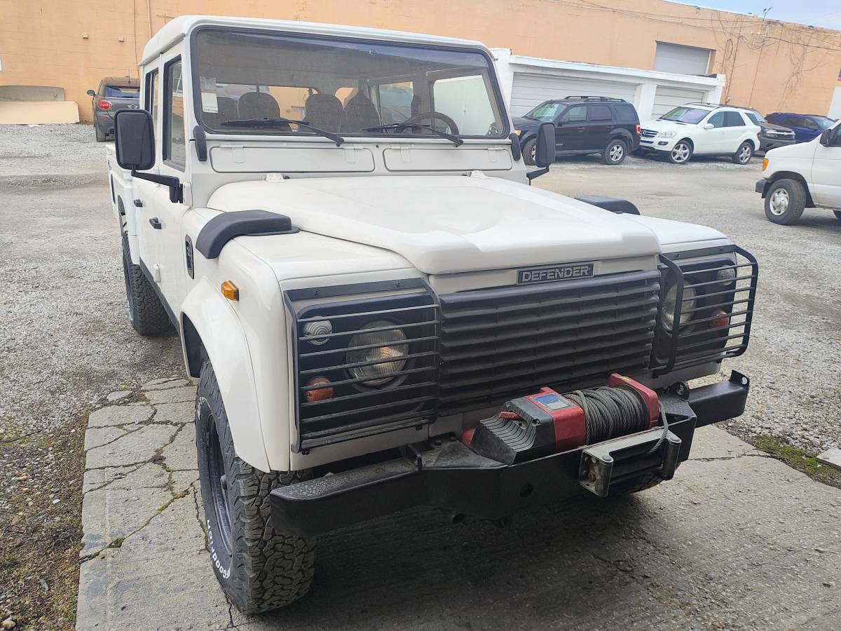 Land-rover-Defender-130-diesel-1995-white-152887