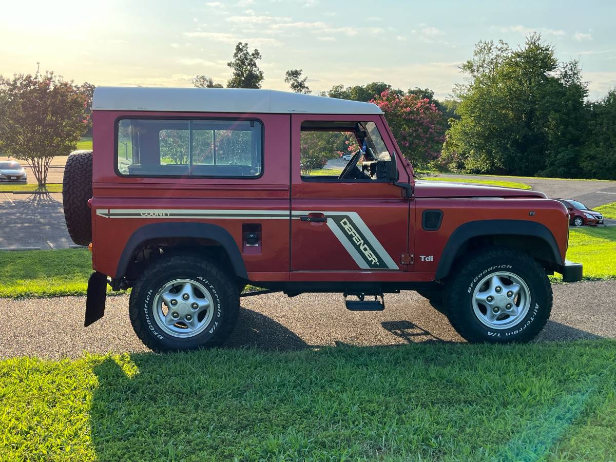 Land-rover-Defender-90-diesel-1995-red-180246-7