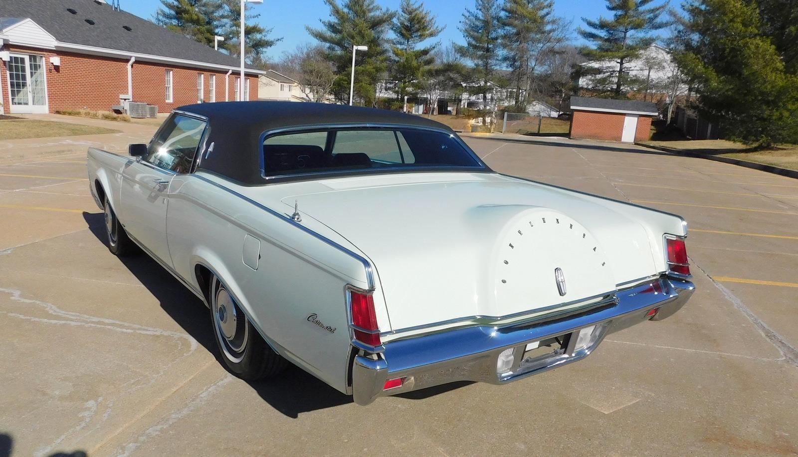 Lincoln-CONTINANTAL-1970-Green-Green-76742-20