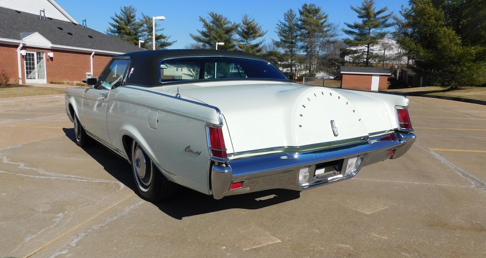 Lincoln-CONTINANTAL-1970-Green-Green-76742-21