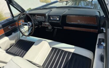 Lincoln-Continental-1961-black-198683-13