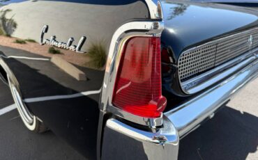 Lincoln-Continental-1961-black-198683-9