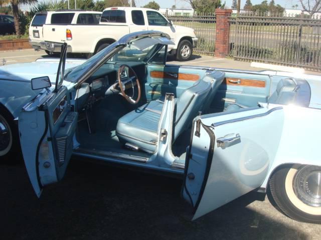 Lincoln-Continental-1962-blue-32937-10