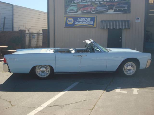 Lincoln-Continental-1962-blue-32937-6